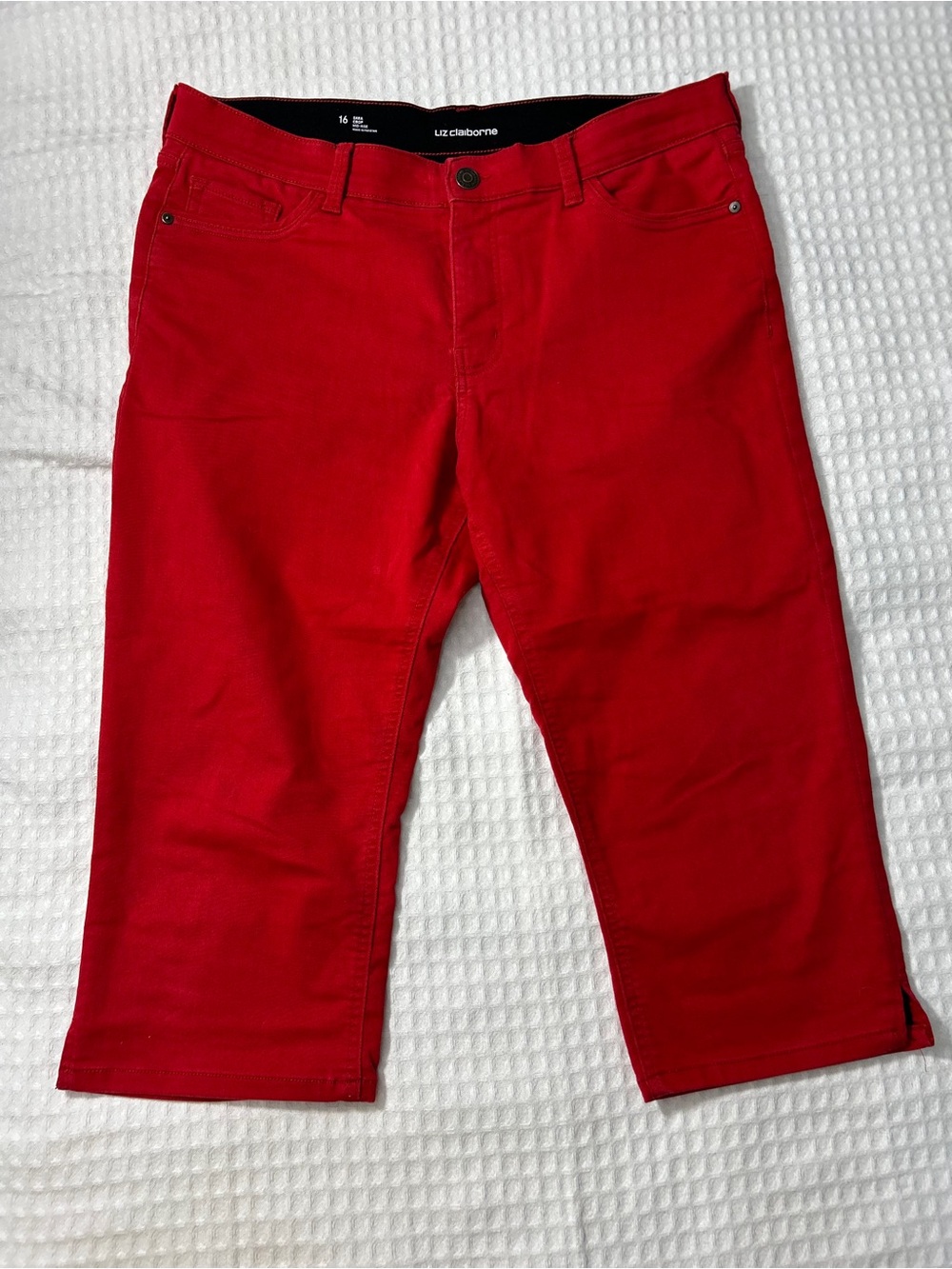 Liz Claiborne Bright Red Mid-Rise Cropped Pants